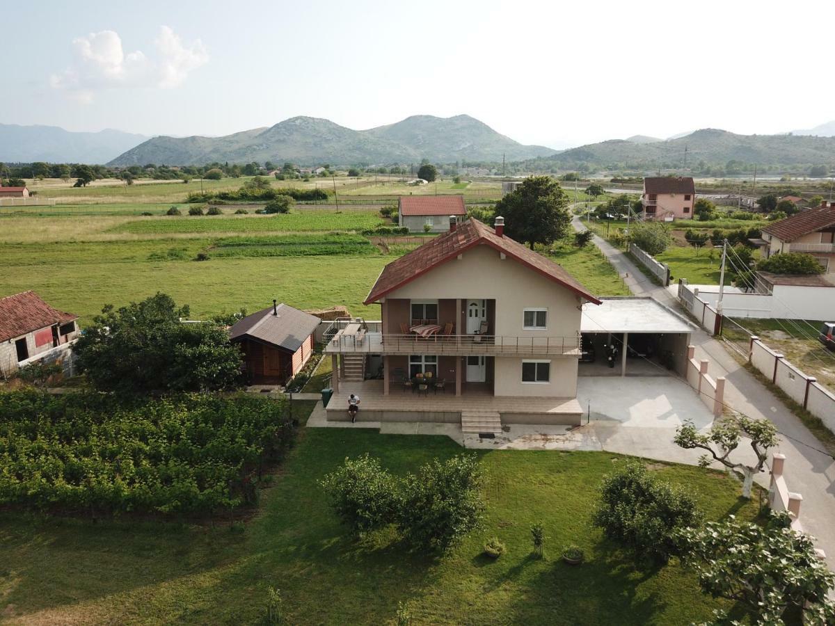 Eko Apartmani Krackovic Golubovci المظهر الخارجي الصورة