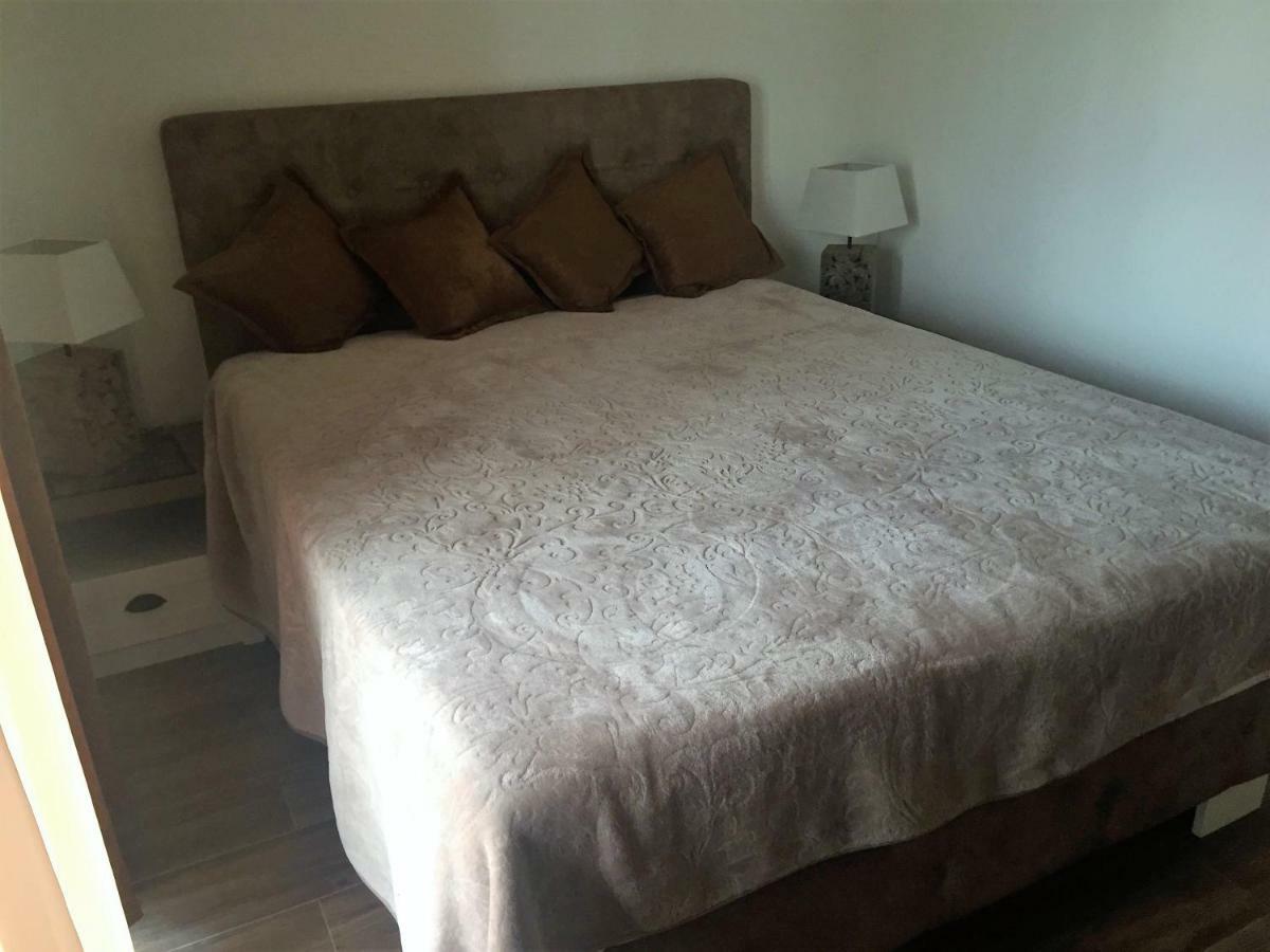 Eko Apartmani Krackovic Golubovci المظهر الخارجي الصورة
