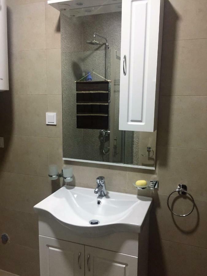 Eko Apartmani Krackovic Golubovci المظهر الخارجي الصورة